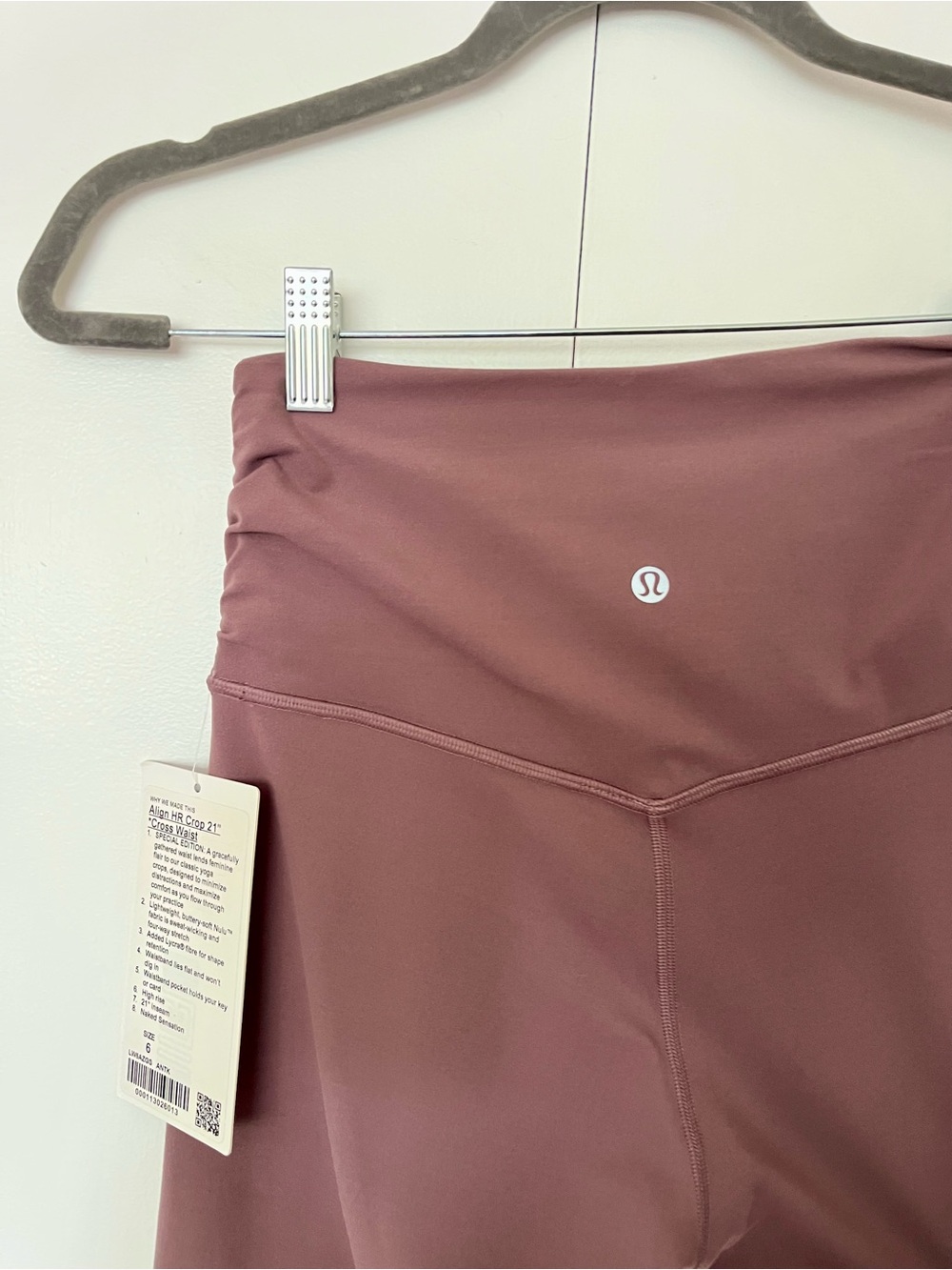 Lululemon Align High Rise Crop 21” Special Edition Cross Waist Size 6 NWT - Picture 6 of 8